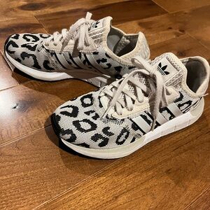Women’s Adidas Swift Run Shoes
